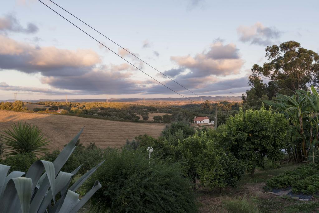Monte Pedras Negras Casa de hóspedes São Luis Exterior foto